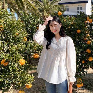 Plus Size Frill-neck Pintuck Blouse