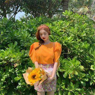 Puff-sleeve Top / Floral Skirt