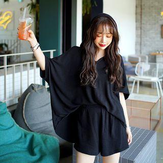 Set: Dip-back Oversized Hoodie + Sweatshorts