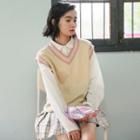 V-neck Vest Off-white - One Size