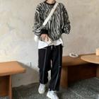 Zebra Pattern Sweatshirt / High-waist Frayed Drawstring Sweatpants