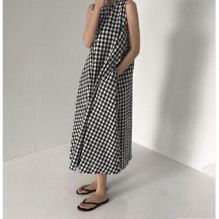 Sleeveless Gingham Check Midi Smock Dress