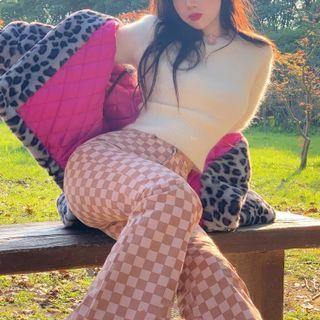Flower Accent Cropped Sweater / Checkerboard Pants