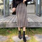 Houndstooth Midi H-line Skirt Black - One Size