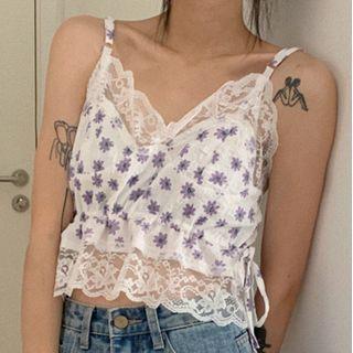 Spaghetti Strap Floral Lace Trim Top / Short-sleeve Buttoned Crop Top
