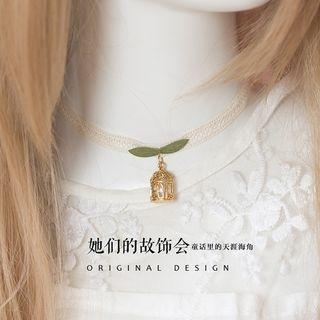 Birdcage-accent Lace Choker