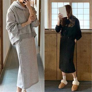 Set: Dip-back Fleece-lined Hoodie + H-line Skirt