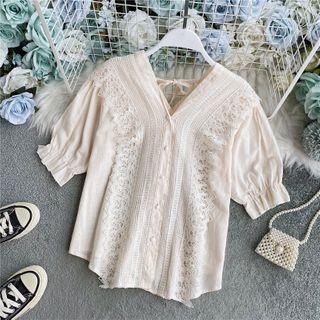 V-neck Lace Puff Short-sleeve Shirt