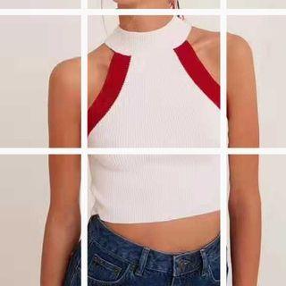 Halter-neck Two Tone Knit Crop Top