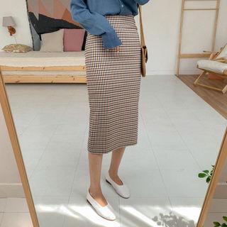 Zip-back Plaid Midi Skirt