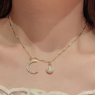Faux Pearl Moon Pendant Necklace Gold - One Size