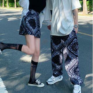 Printed Mini A-line Skirt / Straight-fit Pants