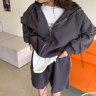 Zip Hoodie / Sweatshorts