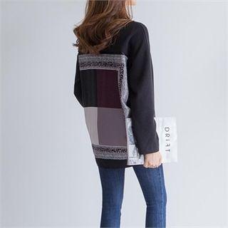 Color-block Contrast-panel T-shirt