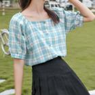 Puff-sleeve Square-neck Plaid Shirt