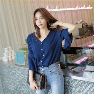 V-neck 3/4-sleeve Ruffle-cuff Blouse