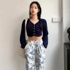 V-neck Single Breasted Long-sleeve Cropped Top / Flower Print Pants