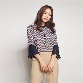Crop Accordion-pleats Patterned Chiffon Blouse