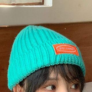Color Block Applique Knit Hat