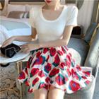 Plain Short-sleeve Slim-fit T-shirt / Flower Printed Skirt