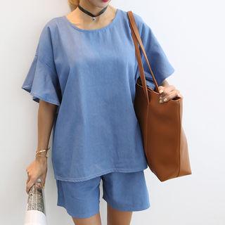 Set: Flare-sleeve T-shirt + Band-waist Shorts