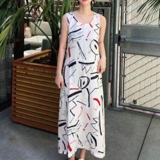 Irregular Print Straight-cut Sleeveless Dress Dress - White - One Size