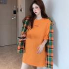 Plaid Single Breasted Blazer / Short-sleeve Lettering Print T-shirt