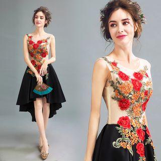 Embroidery Dip-back Cocktail Dress