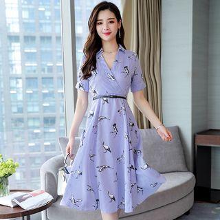 Short-sleeve Striped Crane Print Collar Dress