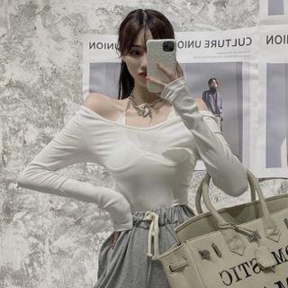 Halter Off-shoulder Long-sleeve T-shirt White - One Size