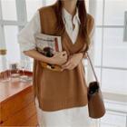 V-neck Slit-side Boxy Vest
