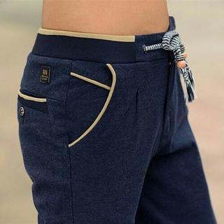Contrast-piping Straight-leg Pants