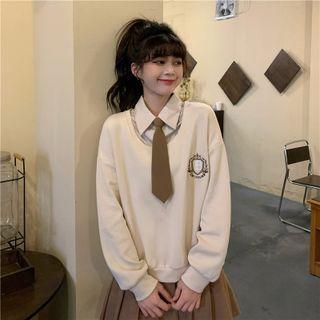 Patched Sweatshirt / Tie / Pleated Skirt / Set