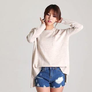 Crew-neck Dip-back Knit Top