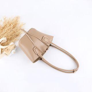 Set: Faux Leather Shoulder Bucket Bag + Pouch