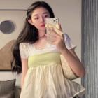 Short-sleeve Frill Trim T-shirt / Mesh Camisole Top