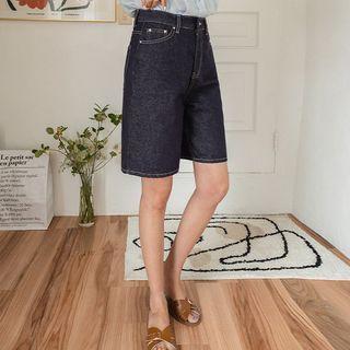 Stitched Straight-leg Denim Shorts