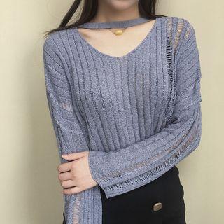 Loose-fit V-neck Cutout Knit Top