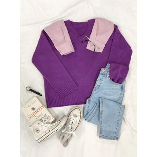 V-neck Drop-shoulder Colored Sweater