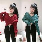 Plain V-neck Loose-fit Long-sleeve Cropped Cable-knit Sweater