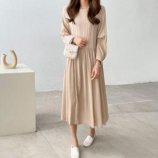 Round-neck Flared Long Dress