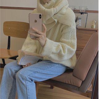 Set: Cable Knit Sweater + Scarf