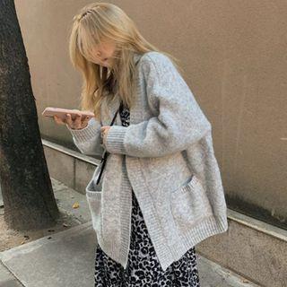 Loose-fit Sweater / Slim-fit T-shirt / Leopard Sleeveless Dress