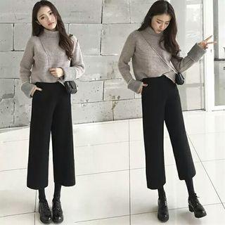 Set: High Neck Knit Top + Cropped Wide-leg Pants