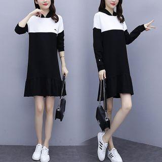 Two-tone A-line Hoodie Dress