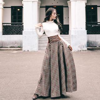 Puff-sleeve Plain Sweater / Plaid Maxi A-line Skirt / Set