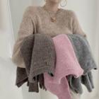 Puff-sleeve Round-neck Sweater