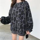 Leopard-print Loose-fit Pullover