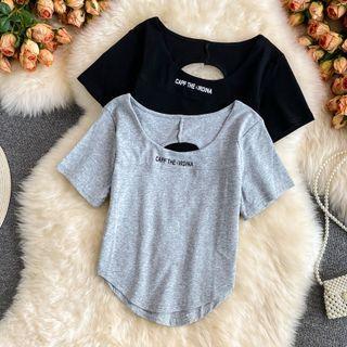 Lettering Print Keyhole Short-sleeve Crop Top