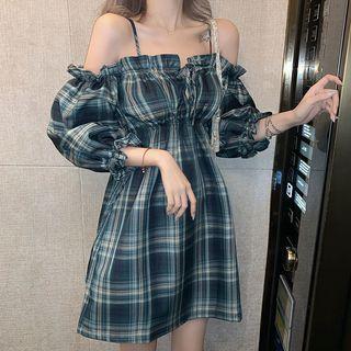 Puff-sleeve Cold Shoulder Plaid Dress